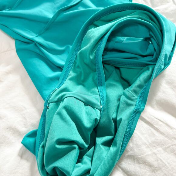 Calvin Klein Scoop Neck Textured One Piece Swimsuit Aqua Blue Size 6 EUC - Picture 7 of 7